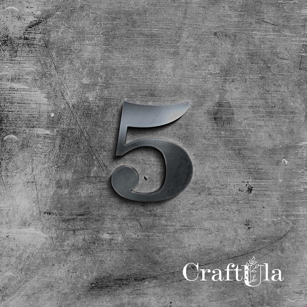 Mirrored silver plexiglass number – 5 (3 pcs, 4x5cm)