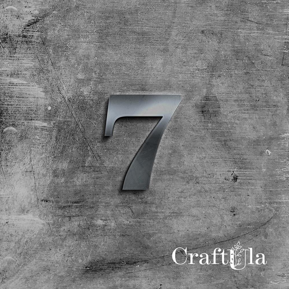 Mirrored silver plexiglass number – 7 (3 pcs, 4x5cm)