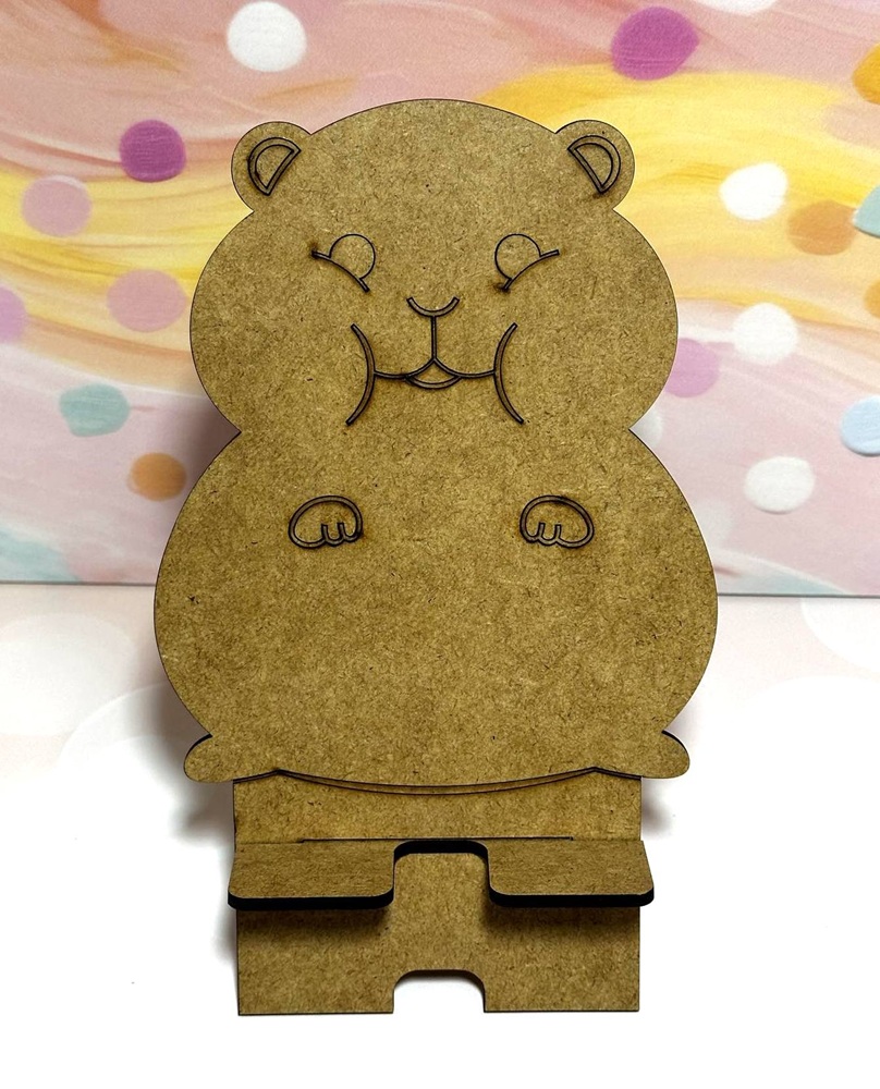 HDF Hamster 542 – phone, tablet stand (height around 16 cm) HDF Hamster 542 – phone, tablet stand (height around 16 cm)